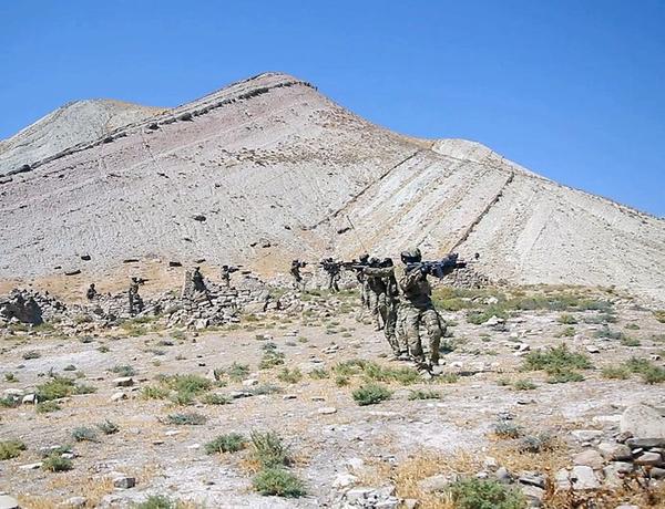 Спецназ Азербайджана, Турции и Пакистана выполнили боевые задачи в различных условиях