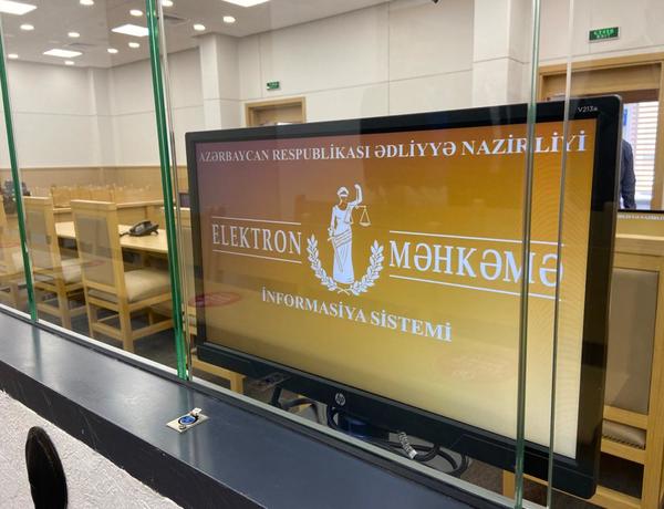 Vəkillərin “Elektron məhkəmə” sisteminin fəaliyyəti ilə bağlı iradına