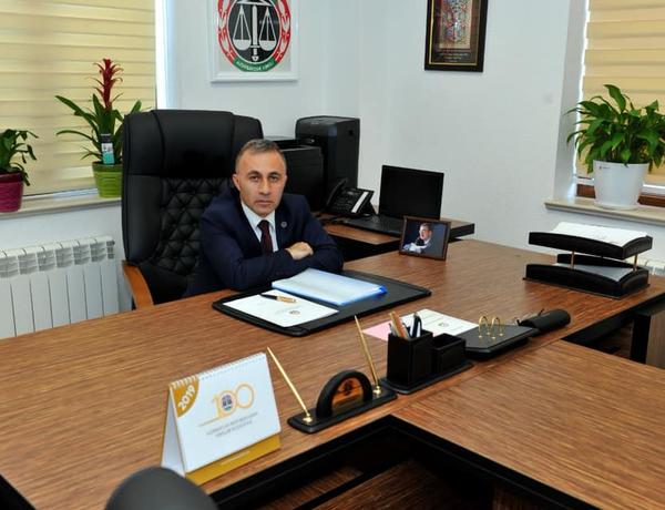 Vəkillər Kollegiyasının sədr müavininə ağır itki üz verib