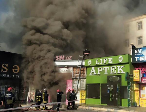 Bakıda “Nərimanov” metrostansiyasının yaxınlığında ticarət obyektlərində yanğın söndürüldü –