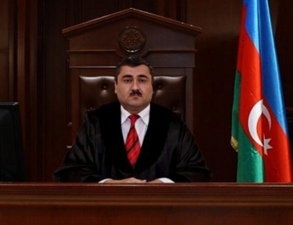 Məhkəmə hakiminə ağır itki üz verdi