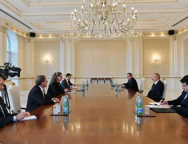 Президент Ильхам Алиев принял заместителя помощника госсекретаря США