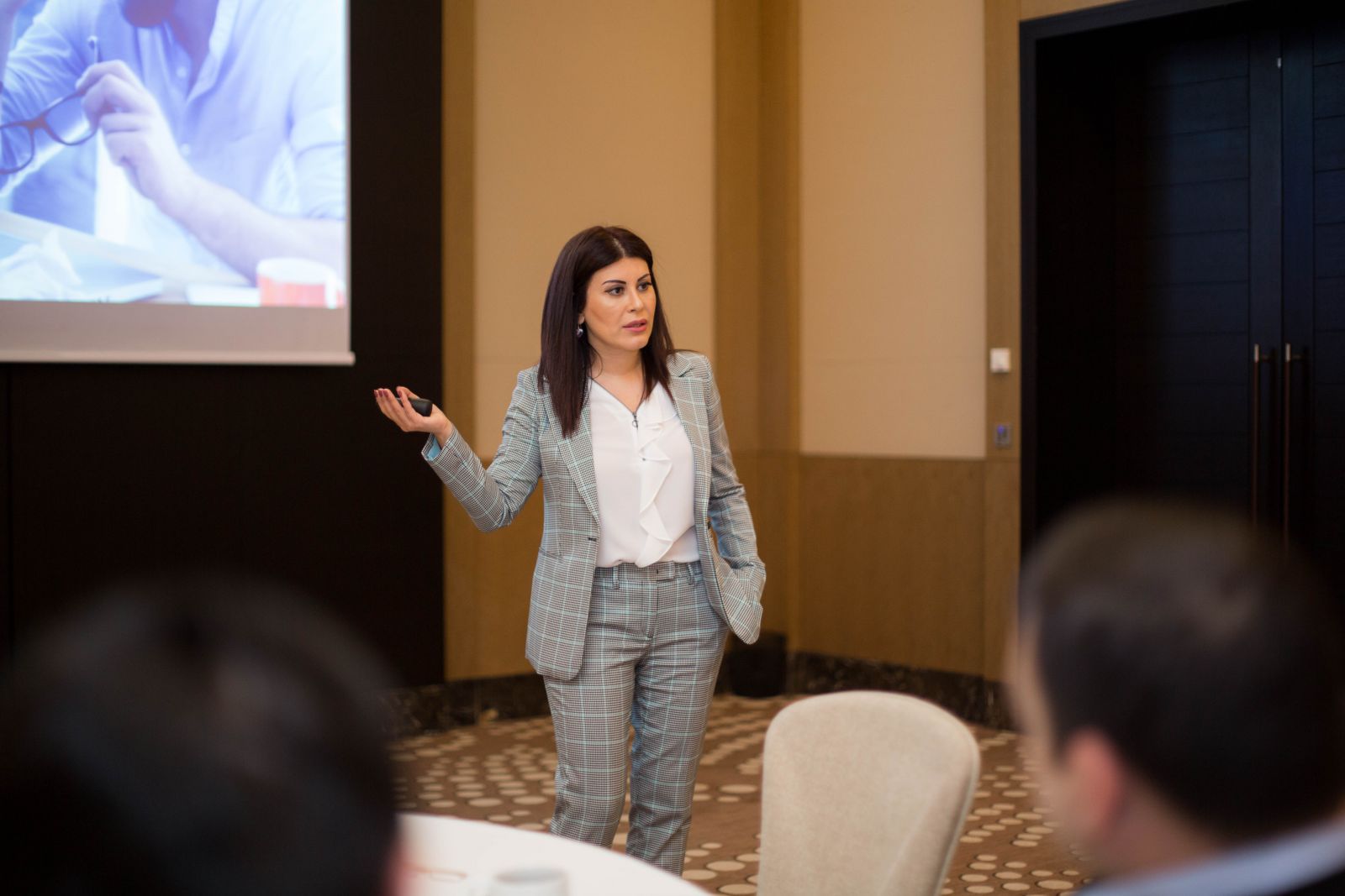 The well-known doctor-psychiatrist Halima Gamarlinskaya,  presents a webinar to mediators