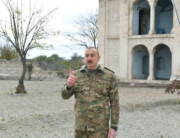 Ильхам Алиев: Вся ответственность ложится на военно-политическое руководство Армении