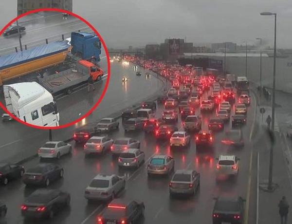 Yük maşınları qəza törətdi: Avtobusların intervalında gecikmələr var –