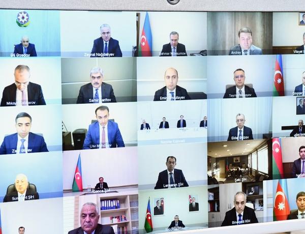 В Азербайджане в новогодние праздники усилят контроль за соблюдением карантинных правил
