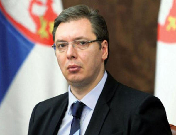 Aleksandar Vuçiç xanımı ilə birlikdə səsvermədə iştirak etdi