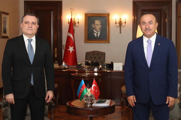 Azerbaijani, Turkish FMs mull Kazakhstan