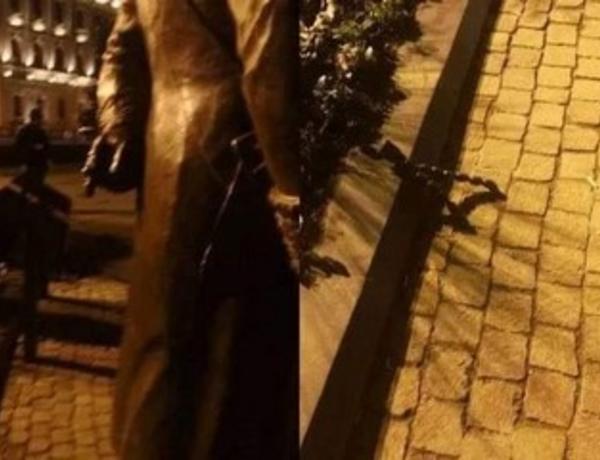Hacı Zeynalabdin Tağıyevin abidəsinin zədələnməsi araşdırılır