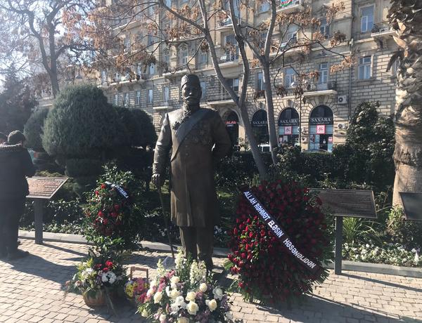 Tağıyevin heykəlinə zərər vuran şəxslər həbs olundu