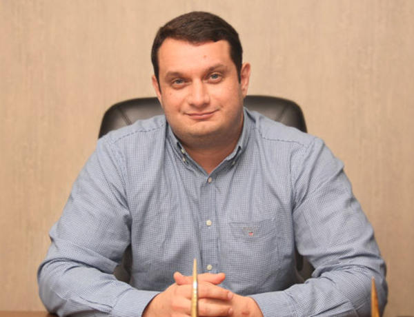 Prokuror FHN-nin Modul Tipli Hospitalının sabiq baş həkiminə cəza istəyib