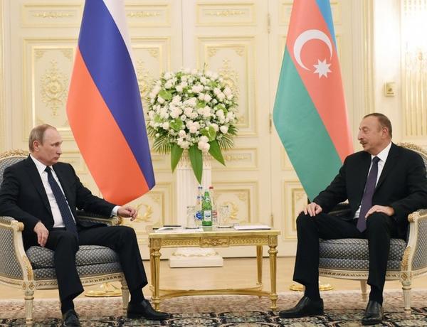 Ильхам Алиев пригласил Владимира Путина в Баку