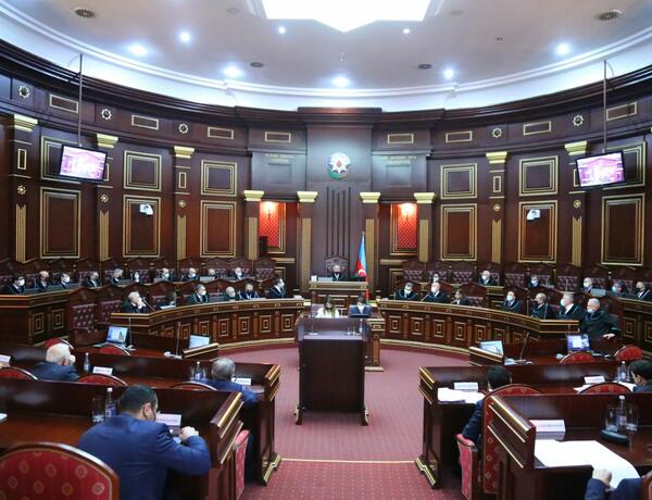 Ali Məhkəmənin Plenum iclası keçirildi