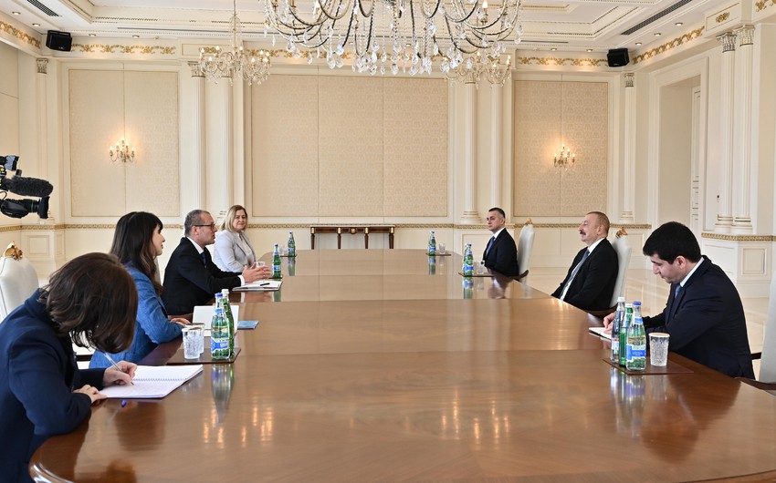 President of Azerbaijan receives WHO Regional Director