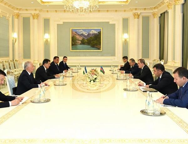 Джейхун Байрамов встретился с узбекским коллегой