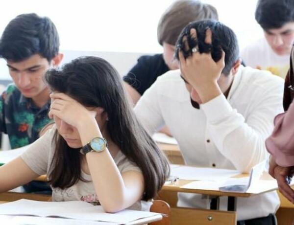 Buraxılış imtahanlarında üzrlü səbəbdən iştirak edə bilməyənlər üçün əlavə imtahan keçirildi