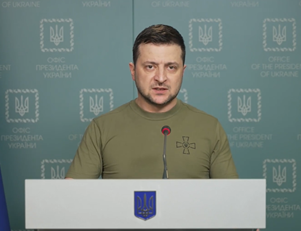 Zelenski Rusiyanın daha uzaq bölgələrinə zərbələr endiriləcəyini açıqladı