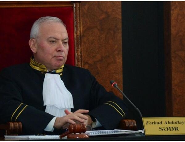 Konstitusiya Məhkəməsinin sədri: “Plenumda az sayda şikayətlərə baxılması vətəndaşların narazılığına səbəb olur”