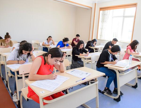 Rezidenturaya qəbul imtahanının birinci mərhələsi keçirildi –