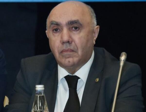 Может ли экс-генпрокурор Закир Гаралов покинуть пределы Азербайджана?