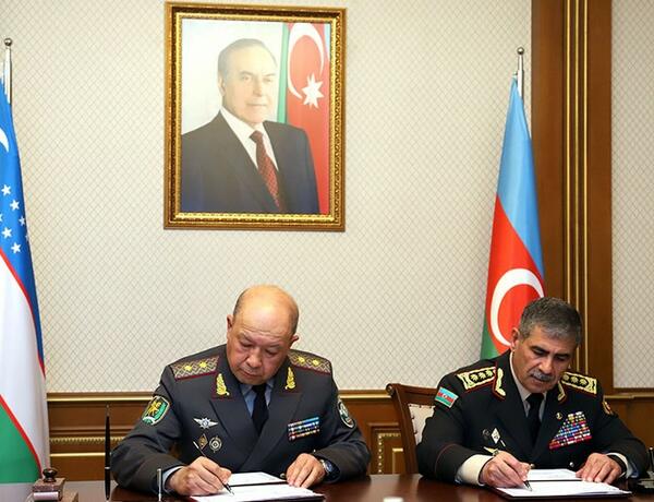 Минобороны Азербайджана и Узбекистана подписали План двустороннего сотрудничества