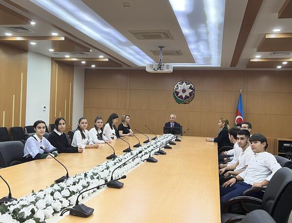 Bakı Kommersiya Məhkəməsində “Açıq qapı” günü keçirildi –