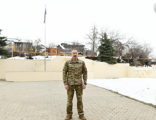 Президент Ильхам Алиев ознакомился с условиями, созданными в сданной в эксплуатацию N-ской воинской части в Физулинском районе