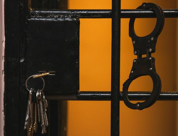 Подозреваемый в совершении двойного убийства в Бузовне арестован
