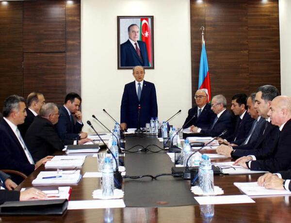 Məhkəmə-Hüquq Şurasının növbəti iclası keçirildi