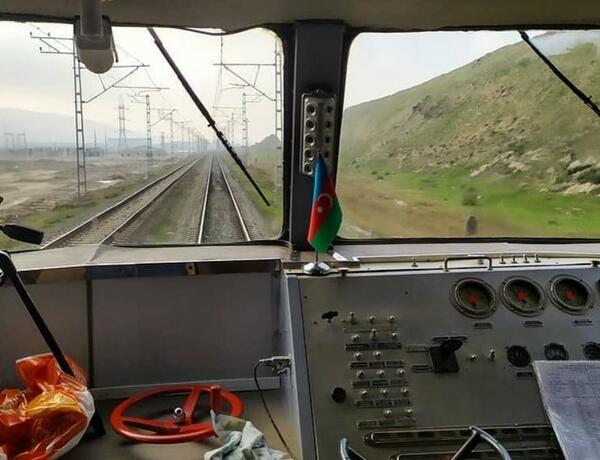 Tovuz sakini özünü qatarın altına ataraq intihar etdi
