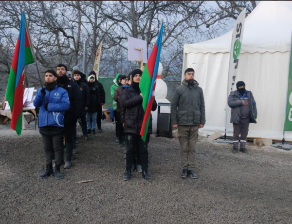 Мирная акция протеста на Лачинской дороге продолжается уже 42 дня —