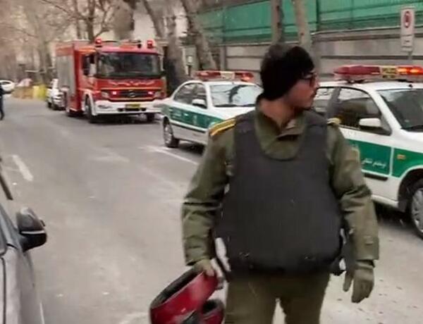 Azərbaycanın İrandakı səfirliyinə silahlı hücum olub,