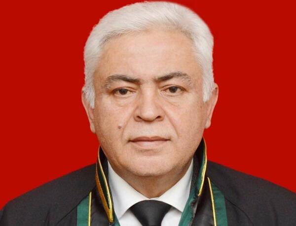 Azərbaycanda vəkil vəfat etdi