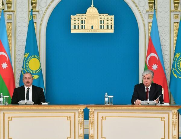 Президенты Азербайджана и Казахстана выступили с заявлениями для прессы