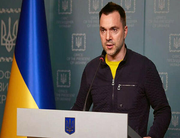 Арестович: Руководство Азербайджана демонстрирует блестящую игру