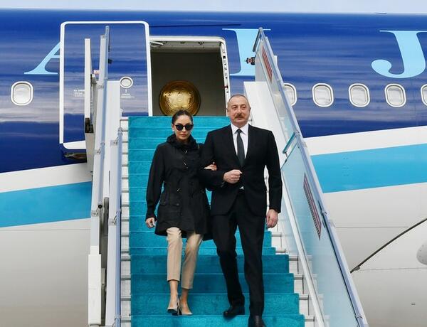 Президент Ильхам Алиев прибыл с рабочим визитом в Турцию