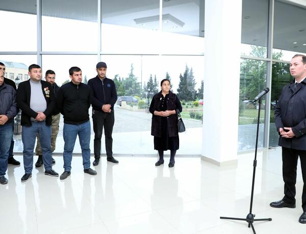 “Azəriqaz” rəhbərliyi Samuxda sahibkarların müraciətlərini dinlədi –