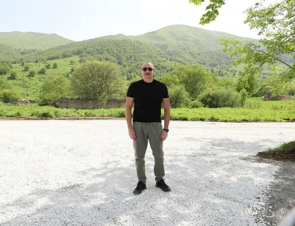 Президент Азербайджана совершил поездку в Лачынский район