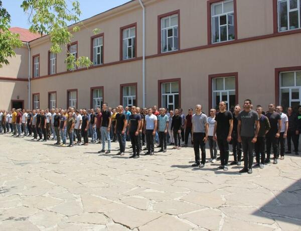 В Азербайджане начался очередной призыв на военную службу