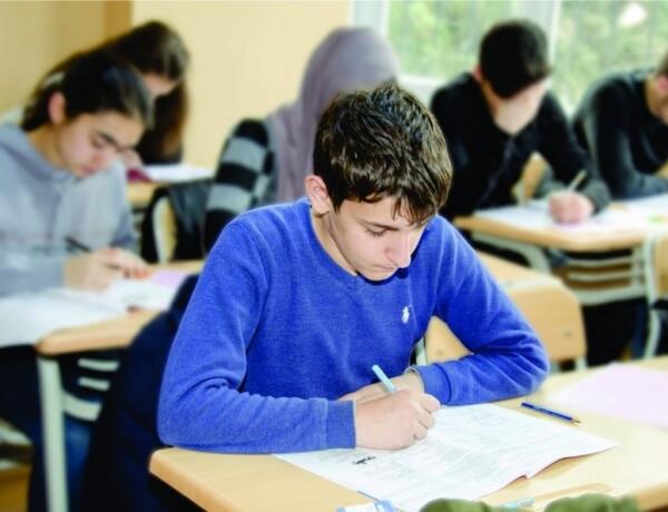 Kolleclərə qəbul üzrə keçid balları məlum oldu
