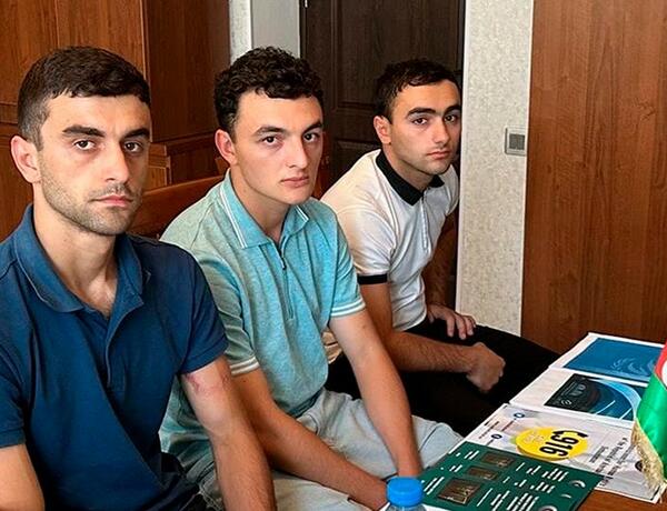 Омбудсмен Азербайджана посетила арестованных армянских футболистов