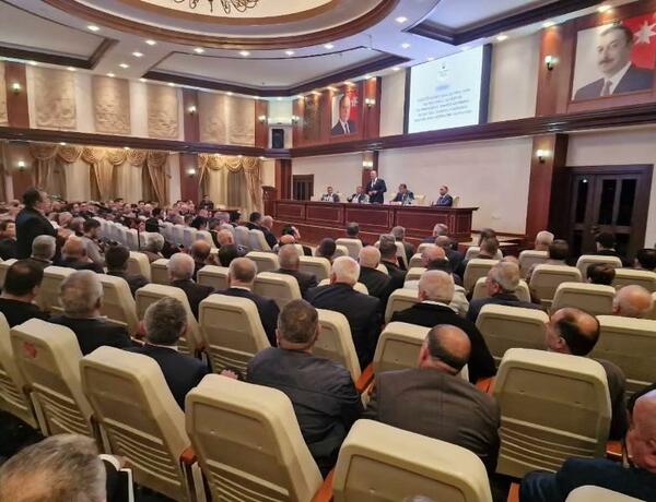 Bakıda qışa hazırlıq tədbirləri davam etdirilir: texnikalar hazır vəziyyətə gətirildi –