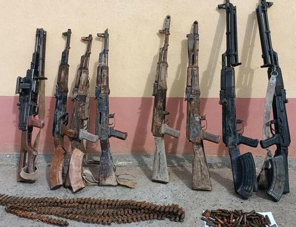 В Ханкенди обнаружены оружие и боеприпасы