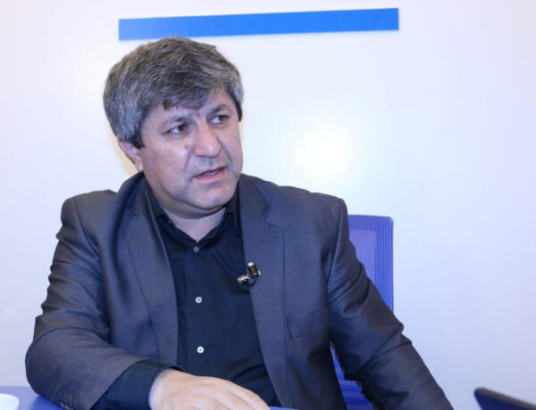 Əvəz Zeynallı cəzadan azad edildi