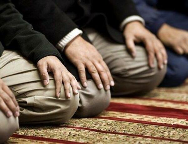 Ramazan ayının başa çatması münasibətilə Təzəpir məscidində bayram namazı qılındı
