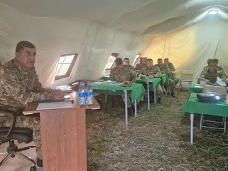 В армии Азербайджана прошли командно-штабные учения