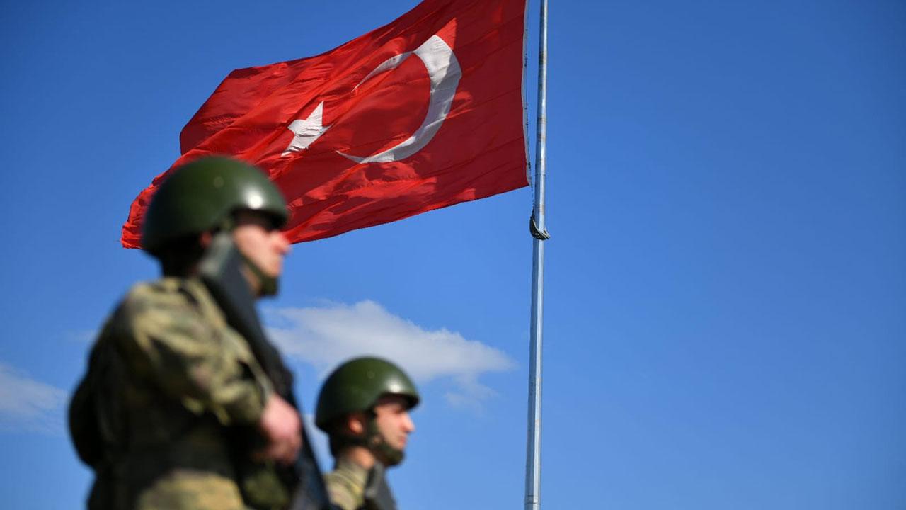 Türkiyə sərhədini qanunsuz keçmək istəyən 9 nəfər saxlanılıb