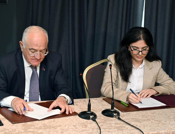 Hakimlər İttifaqı ilə “Femida Könüllüləri” Təşkilatı arasında memorandum imzalandı