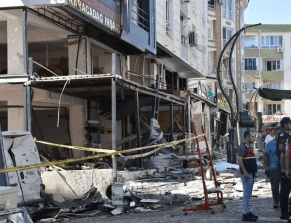 Türkiyədə restoranda partlayış zamanı 5 nəfər öldü, 63 nəfər yaralandı –