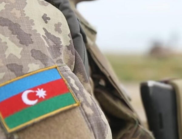 Dövlət qulluqçuları və hərbçilərin pensiya təyinatı ilə bağlı təkmilləşdirmə qəbul edildi